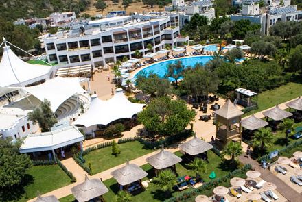 Latanya Beach Resort
