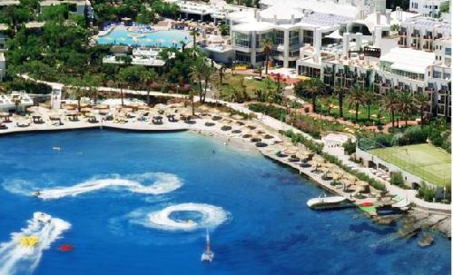 Isis Hotel and Spa
